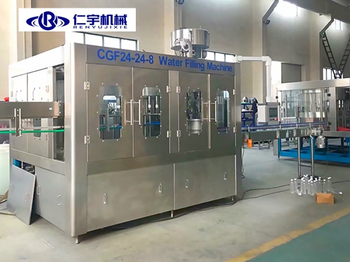 小瓶纯净宝威体育平台最大的成功，就是家庭幸福