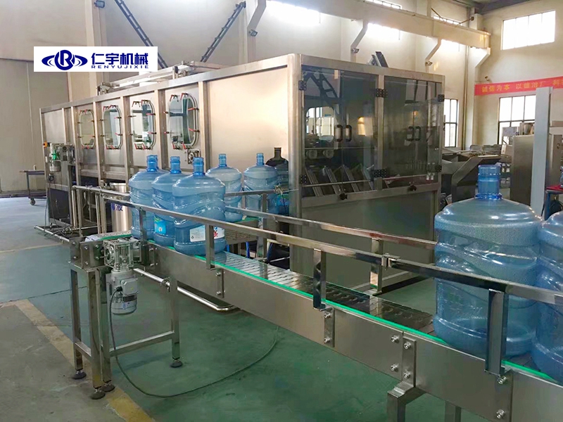 全自动桶装宝威体育平台紧急提醒：加油站加油时这些一定要注意